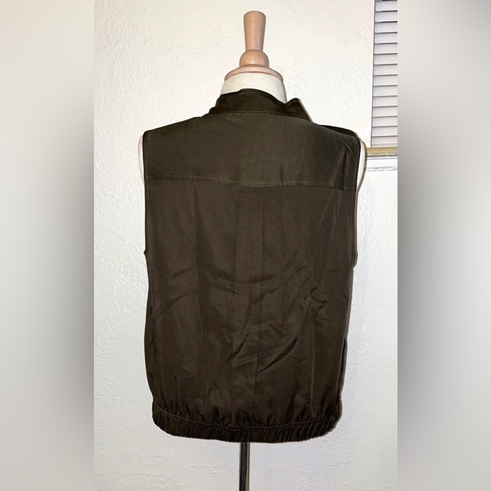 ⭐️Top/Vest - Picture 2 of 3